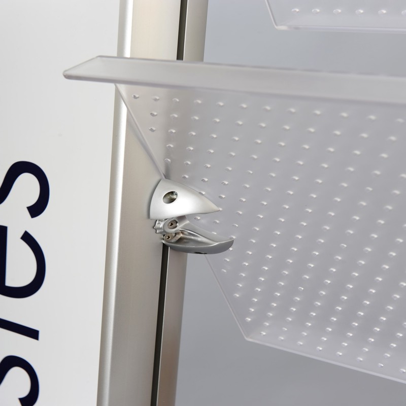 espositore con 4 ripiani inclinabili Kombi