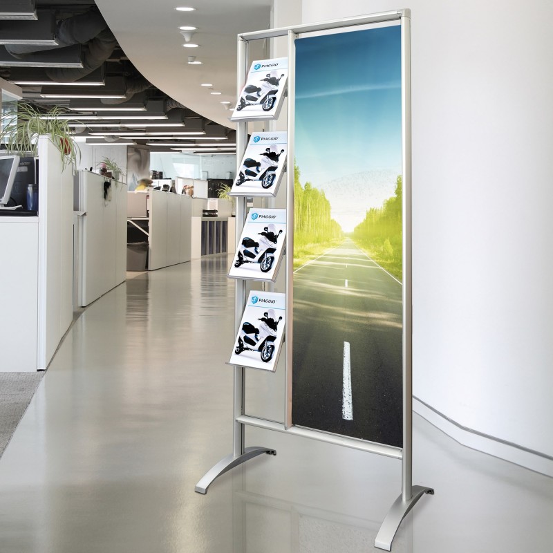 espositore con 4 ripiani inclinabili Kombi