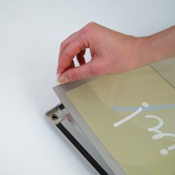 Cornice in alluminio con frontale magnetico magnedoor slim