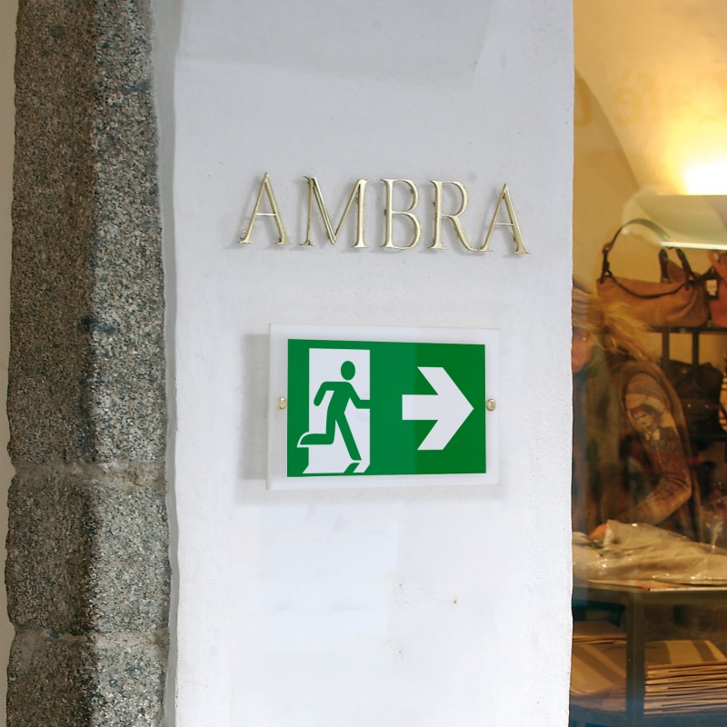 pannello a parete in plexiglass trasparente con fissaggio Sign Classic