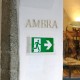 pannello a parete in plexiglass trasparente con fissaggio Sign Classic